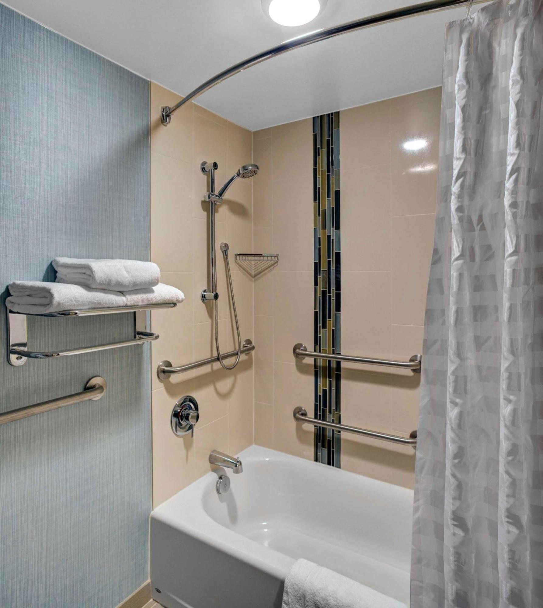Hyatt Place Detroit/Livonia Esterno foto